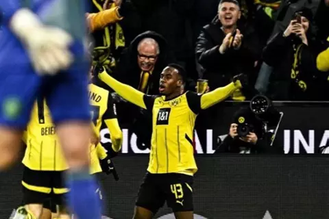 سكاي: تشيلسي يطلب ضم نجم بوروسيا دورتموند